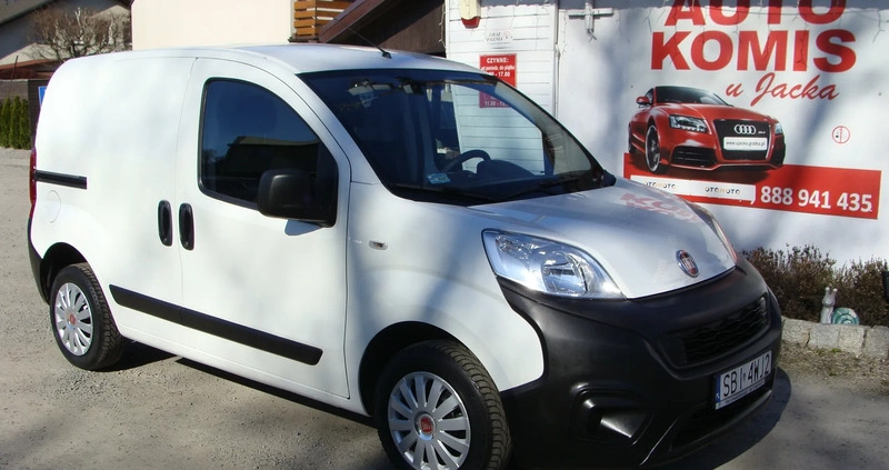 Fiat Fiorino cena 29520 przebieg: 161000, rok produkcji 2019 z Pszczyna małe 121